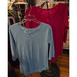WT # 1093. Lot Of 2 Womens Medium Eddie Bauer 3/4 Sleeve Pullover Tee With Peek-